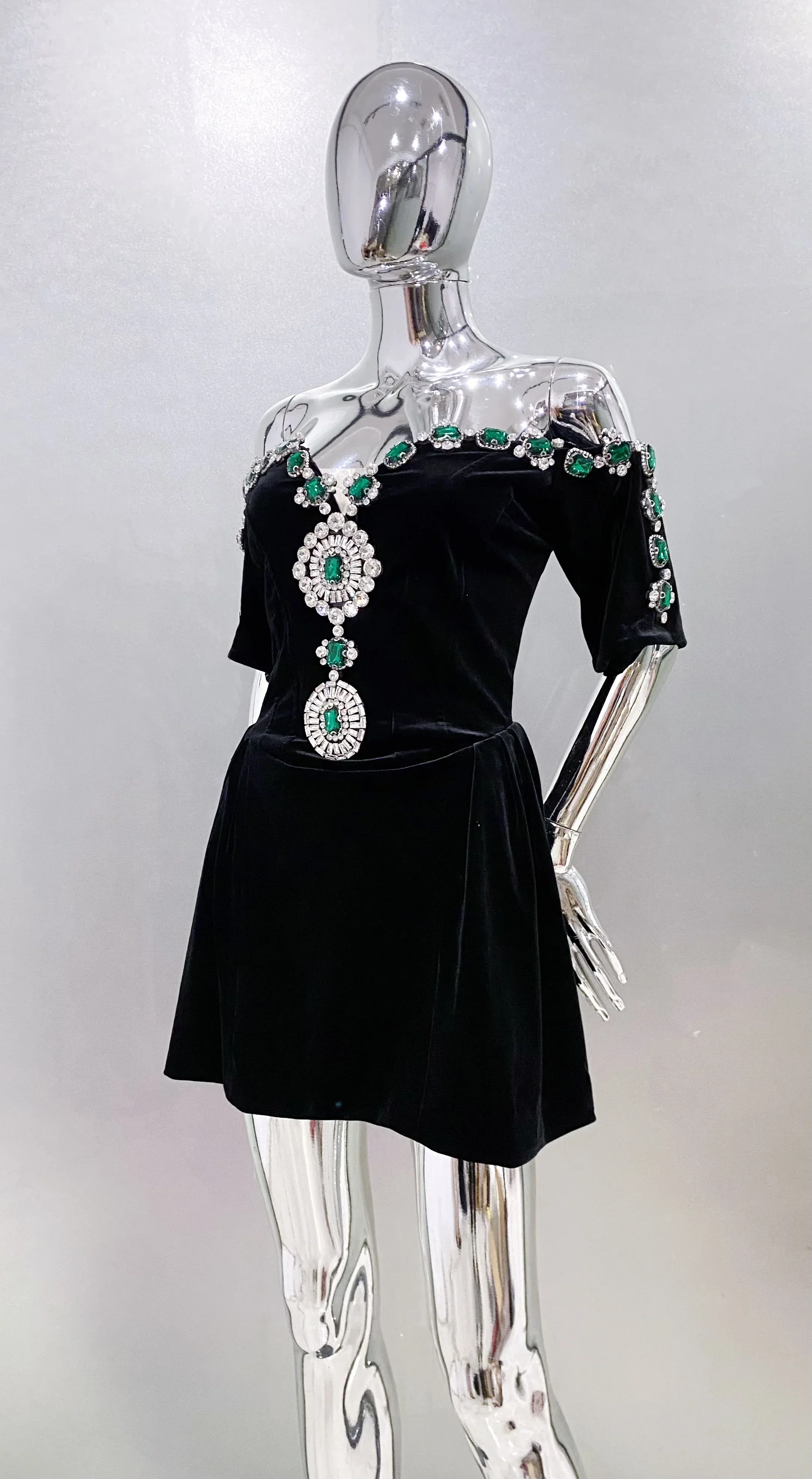 Spring Women Sexy Strapless Half Sleeve Shinning Rhinestones Bodycon Mini Velvet Dress Celebrate Birthday Cocktail Dress - Image 3