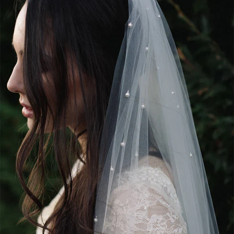One Layer Wedding Veil Pearl Veil Cut Edge Bridal Veil in Light Ivory ,Champagne - Image 2