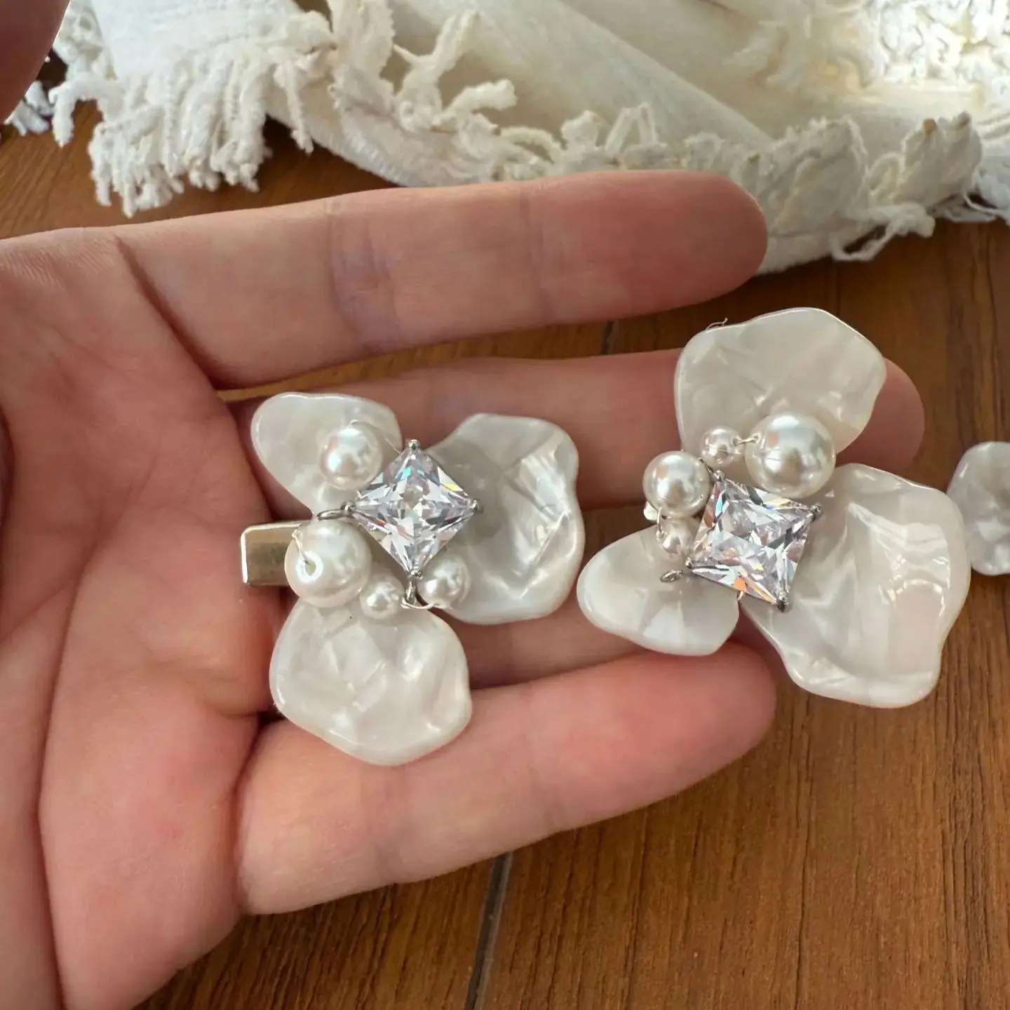 Pearls Hair Pin Clip Crystal Head Piece For Bride Bridesmaids Women Rhinestones Hairpin Bridal Jewelry Wedding Accessories - Image 5