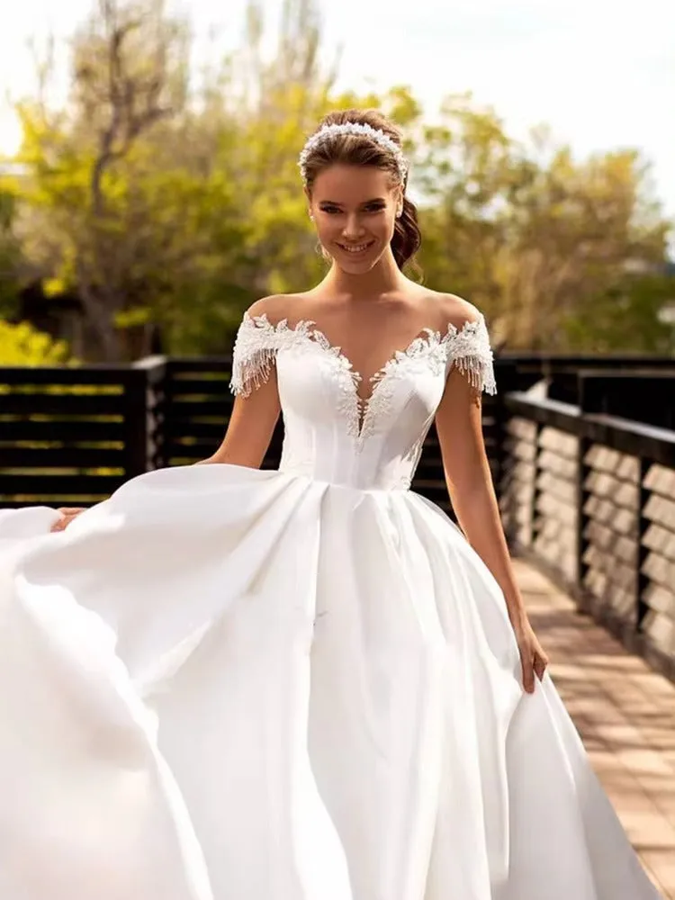 Princess Wedding Dress A Line Bead Lace Appliques Bride Dress Illusion Back Party Dress Long Train Wedding Gowns vestido novia - Image 4