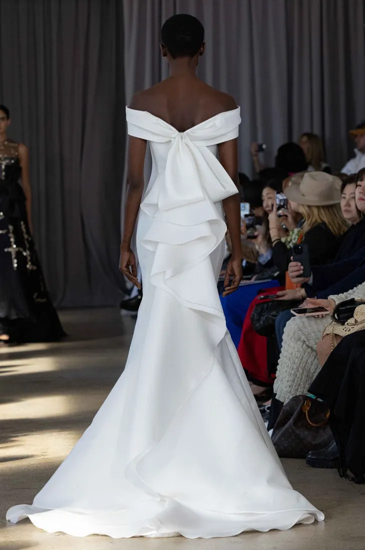 Symmetrical Humeral Neckline Wedding Dress Mermaid Vestido De Novia Satin Train Princess Dress Court Simple Bow Bridal Gown - Image 3