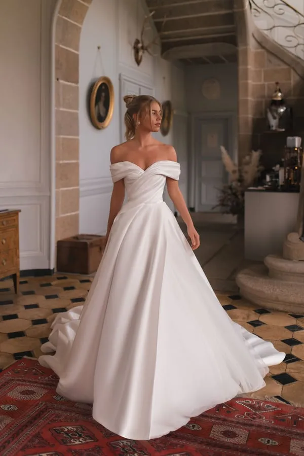 Satin Princess Wedding Dresses A Line Off The Shoulder Bride Dress Pleats Wedding Gowns