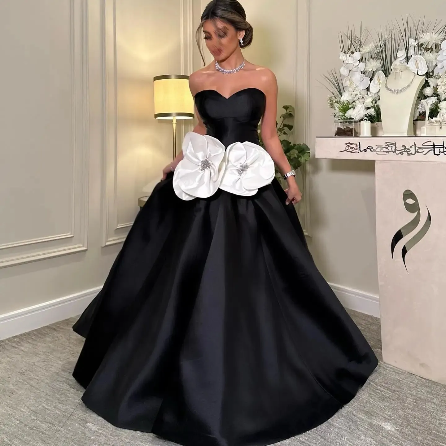 Sexy A-Line Prom Gowns Sweetheart Black White Floral Beaded Party Evening Dress Floor Length Saudi Formal Occasion Gown - Image 3