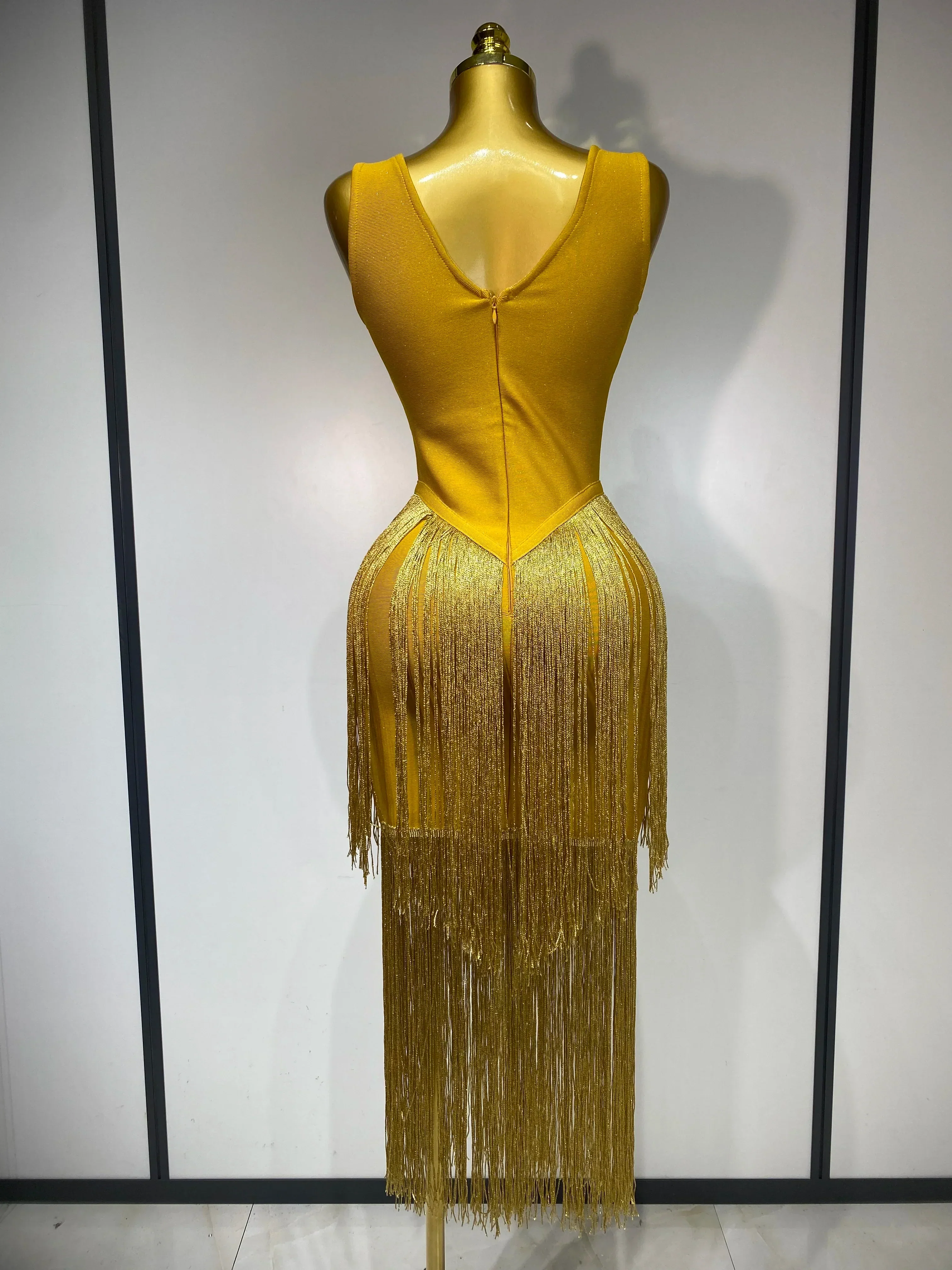Sexy V Neck Yellow Tassels Women Prom Dress Sheath Sleeveless Party Gown Elegant Formal Luxury Birthday Club Dresses - Image 4