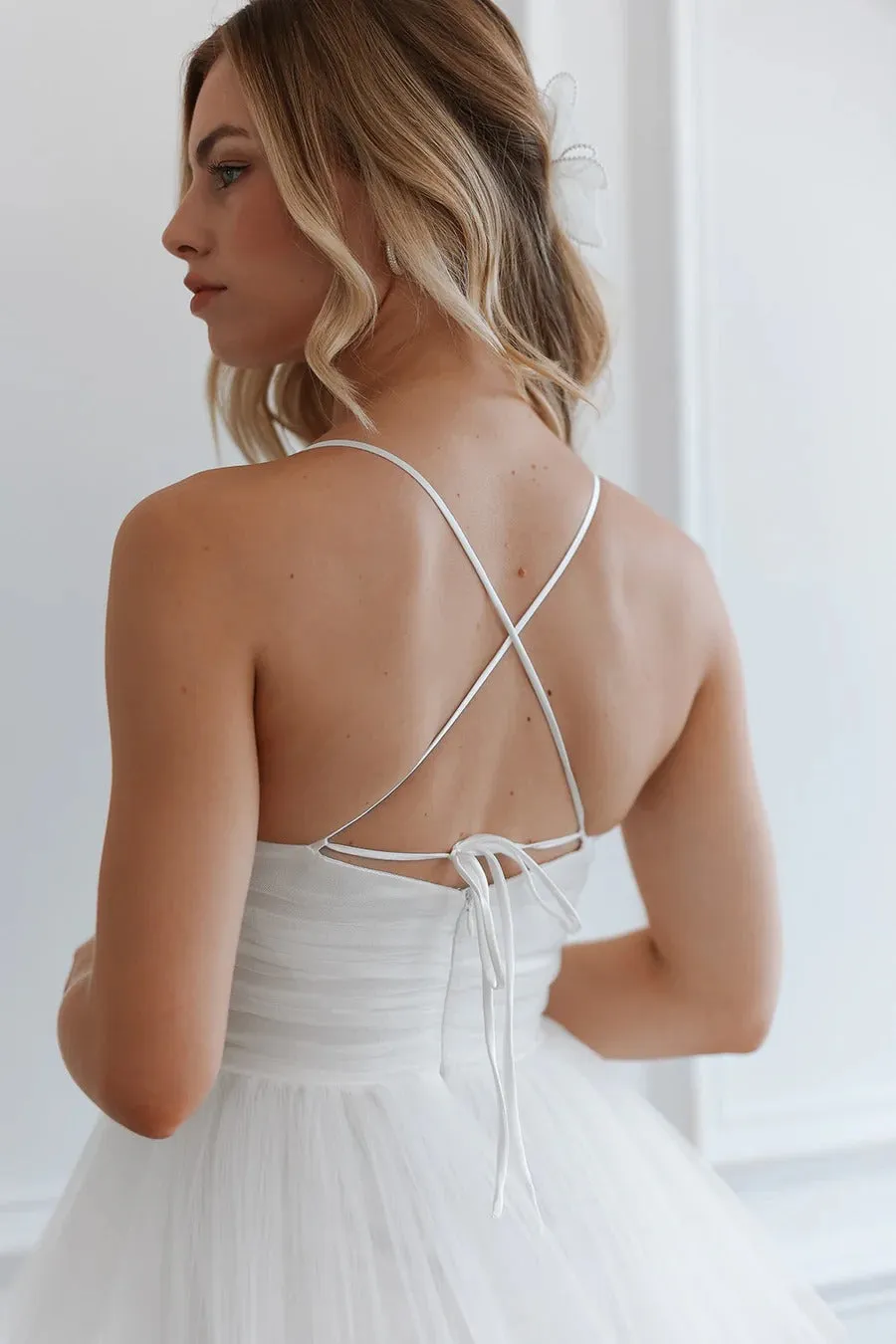 Layers of Tulle with Criss-cross Back Wedding Dress Train Dress Satin Bow Court Bridal Gown Vestido De Novia Simple Skirt - Image 4