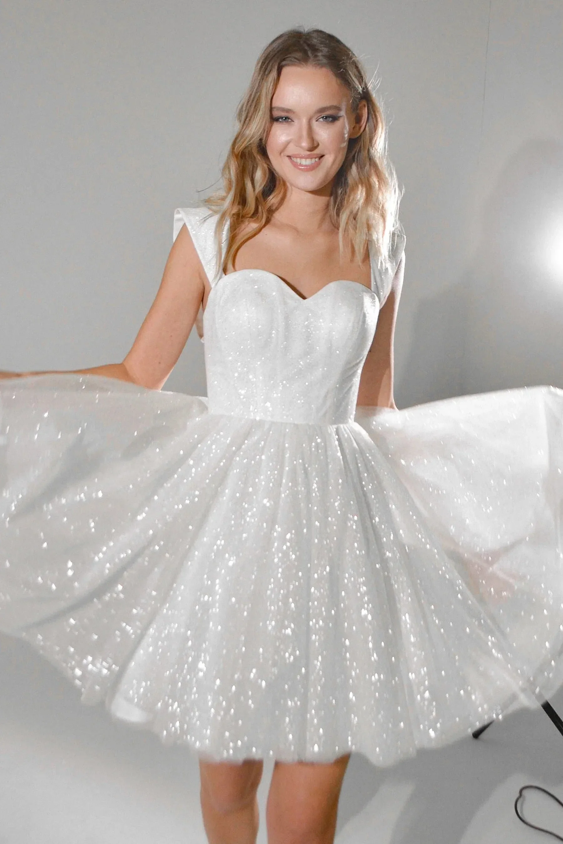 Sparkly Short Wedding Dress Bow Court Train Dress Satin Modern Mermaid Vestido De Novia Princess Gown - Image 4