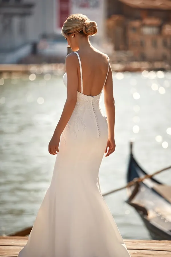 Simple Sheath Wedding Dress for Brides Appliques Sequined Sleeveless Spaghetti Straps Bridal Dress - Image 3