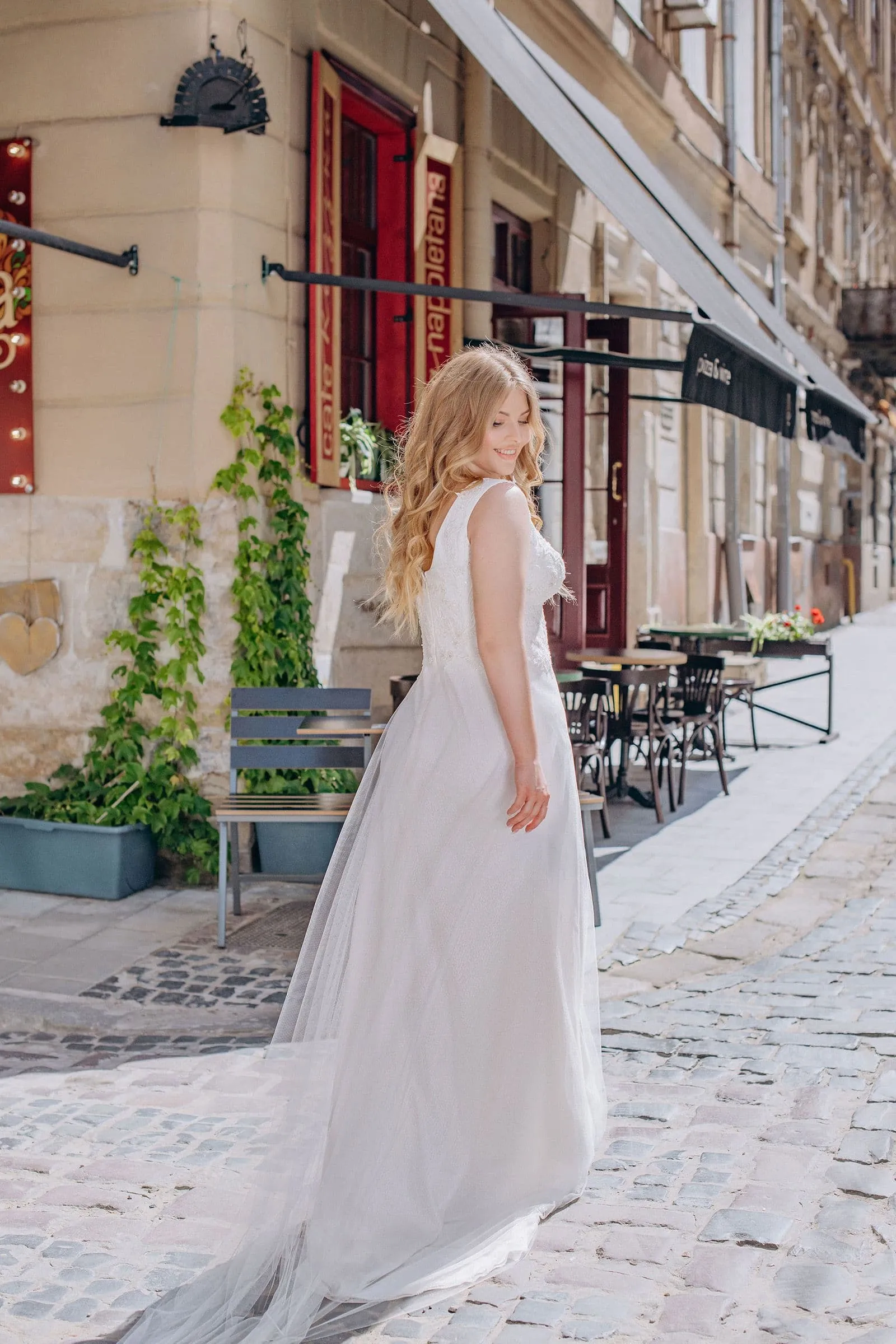 Simple Wedding Dresses Plus Size V Neck Sleeveless Bride Gowns Appliques Back Zipper Floor Length Tulle Mermaid Robe De Mariee - Image 2