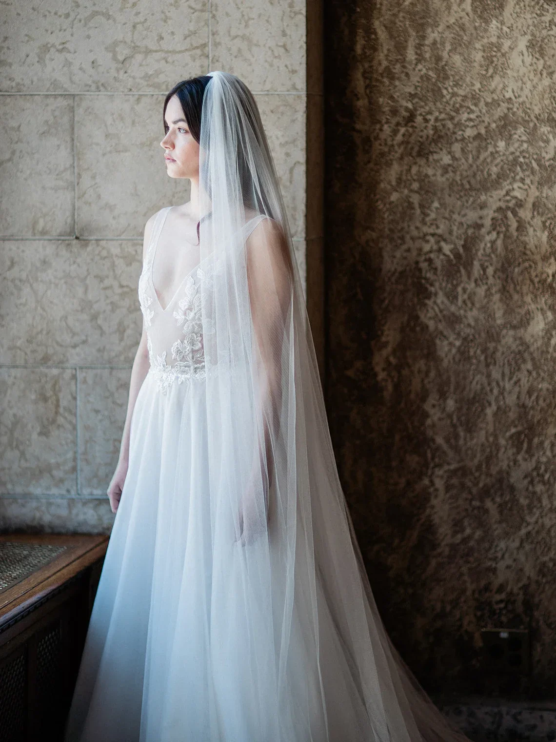 Single-Layer Cut Edge Bridal Veil Extra Wide Soft Tulle Top Gather Add a Metal Comb  in White , Off-White , Ivory ,Champagne - Image 2