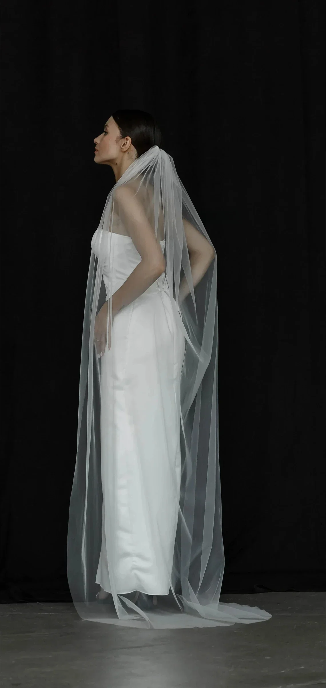 Single Layer Soft Simple Wedding Veil - Image 2