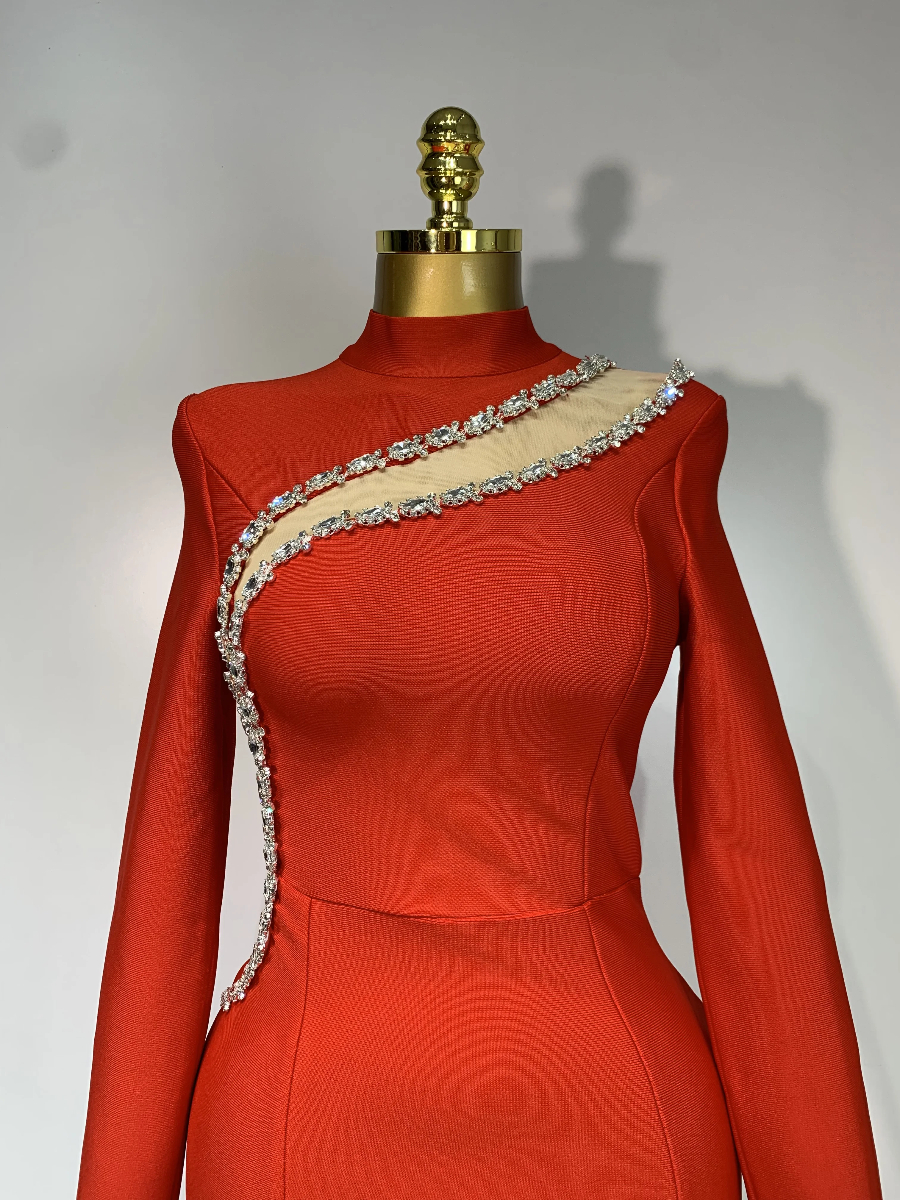 Sparkly Rhinestone Long Sleeve Red Bodycon Bandage Dress Women Wedding Evening Club Party Prom Gowns Luxury Birthday Dresses muslim - Image 5