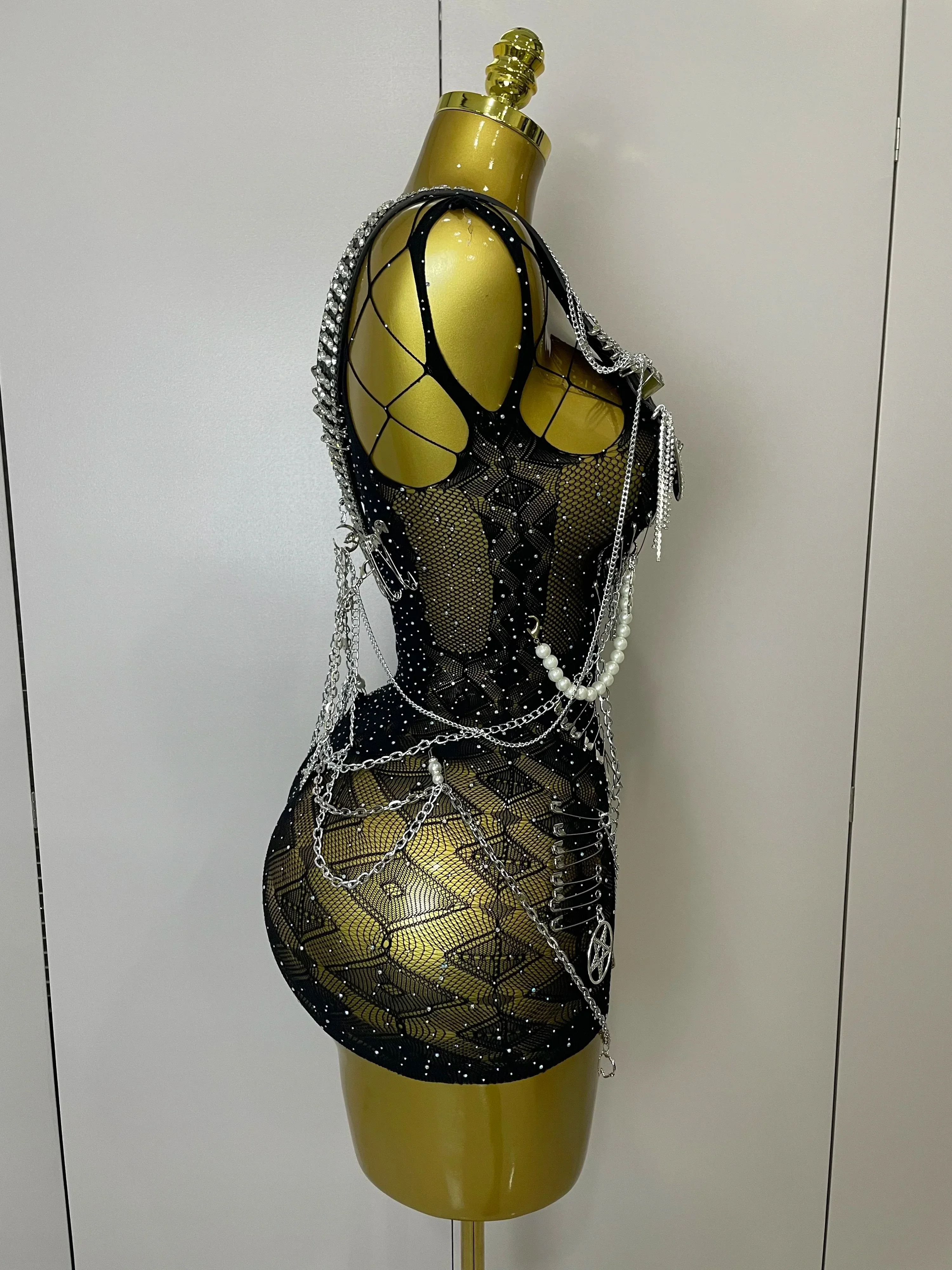 Sexy Fashion Pin Decoration Fringe Beading Short Party Dress  Women Hollow Out Nightclub Performance Singer Costume - Image 4