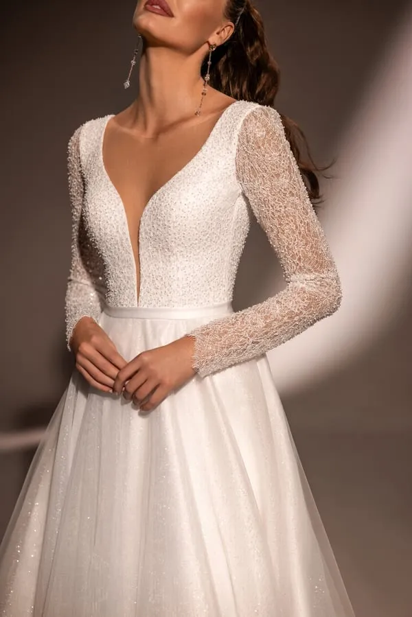 Stunning Long Sleeves V-neck Bridal Grown A Line Princess Wedding Dresses Custom Made - Image 3