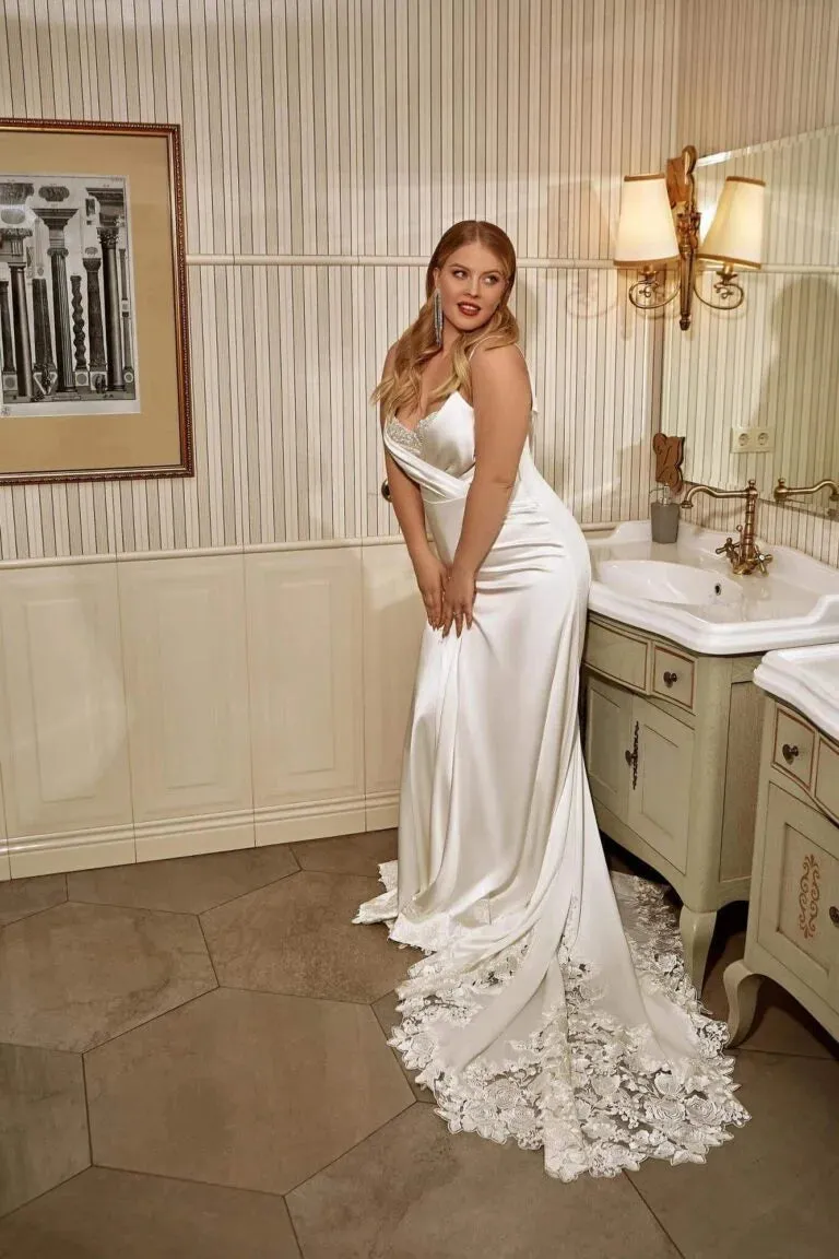Stunning Plus Size Sheath Wedding Dress with Illusion Neckline and Straps, Designed with a Flattering Natural Waistline for a Modern Bridal Look - Image 2