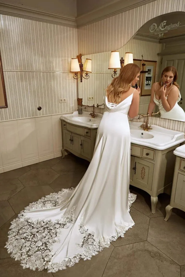Stunning Plus Size Sheath Wedding Dress with Illusion Neckline and Straps, Designed with a Flattering Natural Waistline for a Modern Bridal Look - Image 3