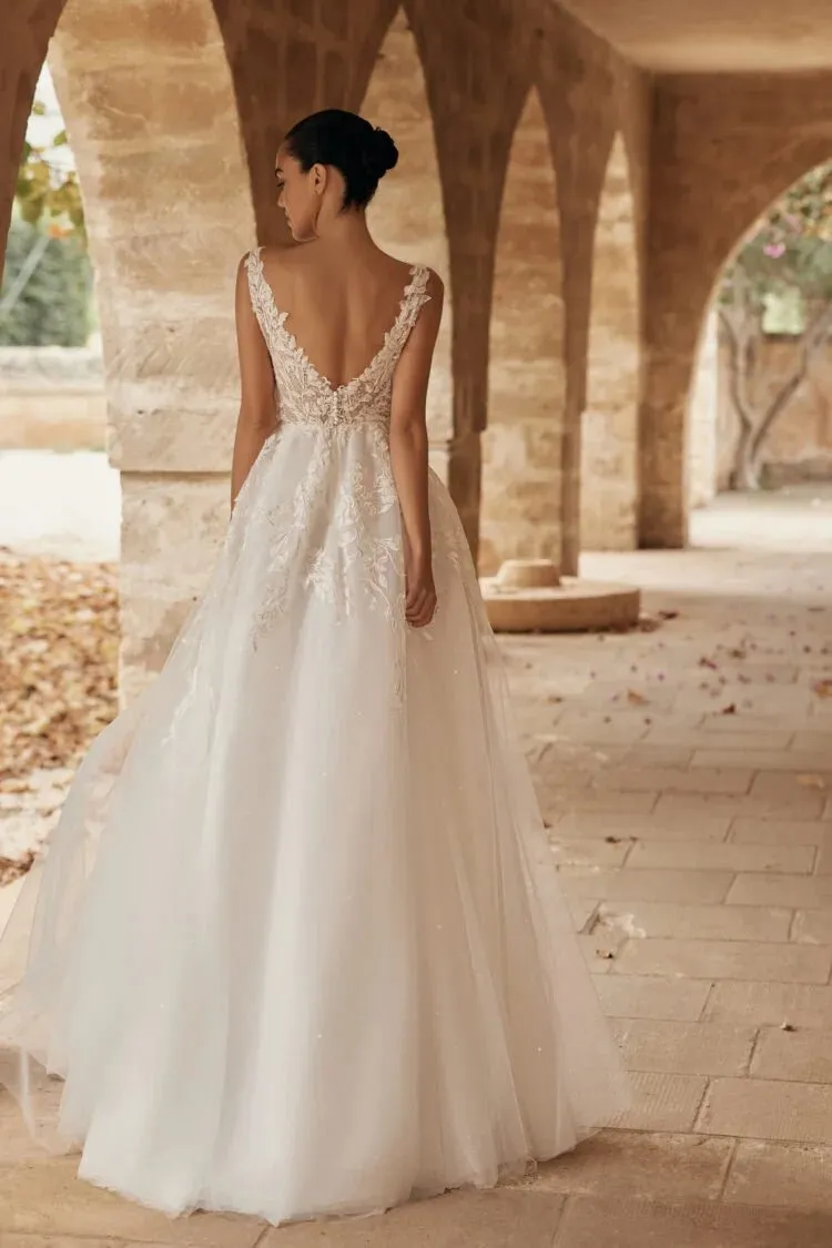 Stylish A-line Wedding Dresses for Bride Sleeveless with Appliques Tulle Backless Pleats Vestido De Novia Femenino - Image 2