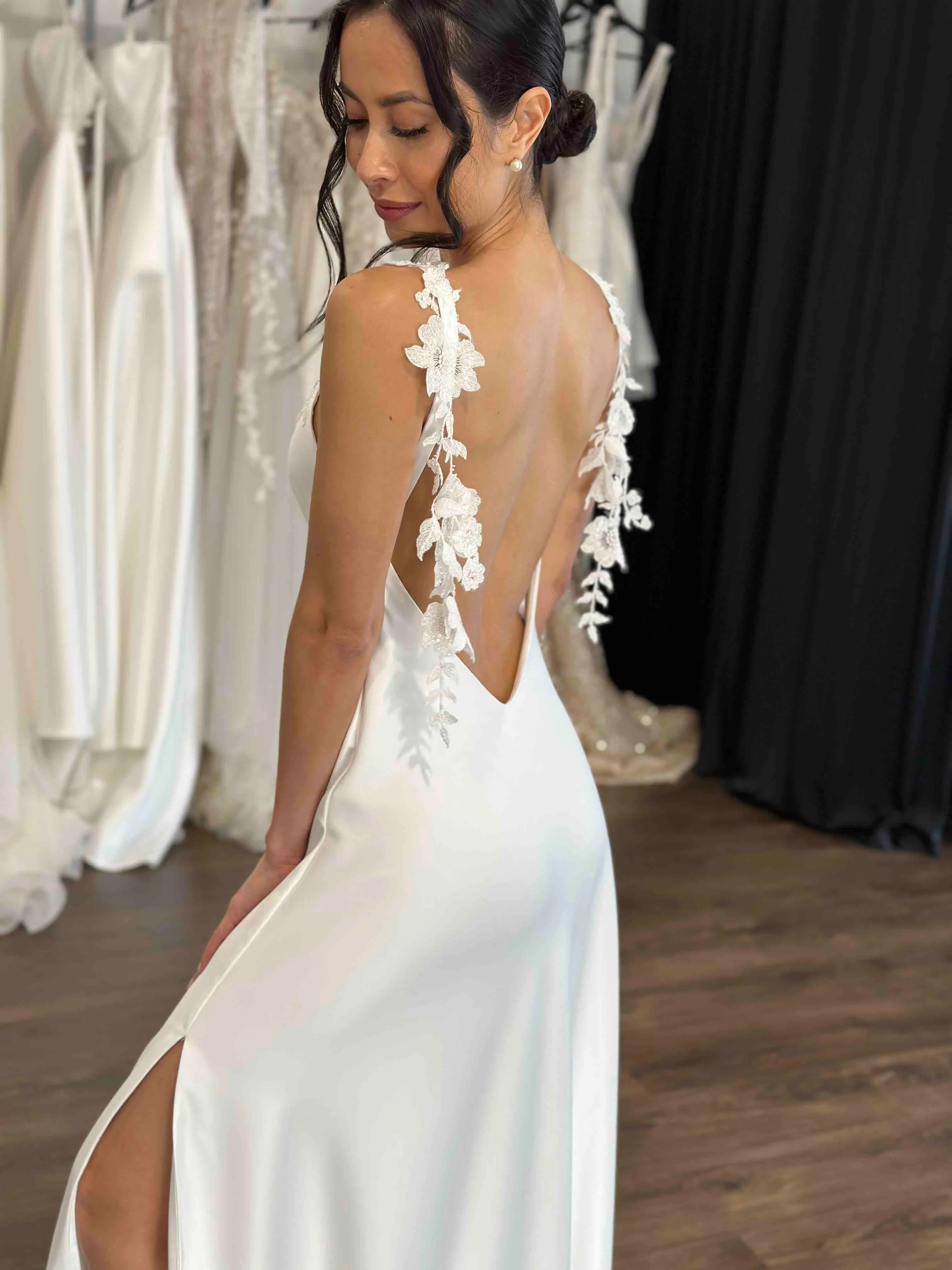 Floor Lenght with V-Neckline Wedding Dress Vestido De Novia Satin Simple Skirt Bow Court Train Dress Bridal Gown - Image 6