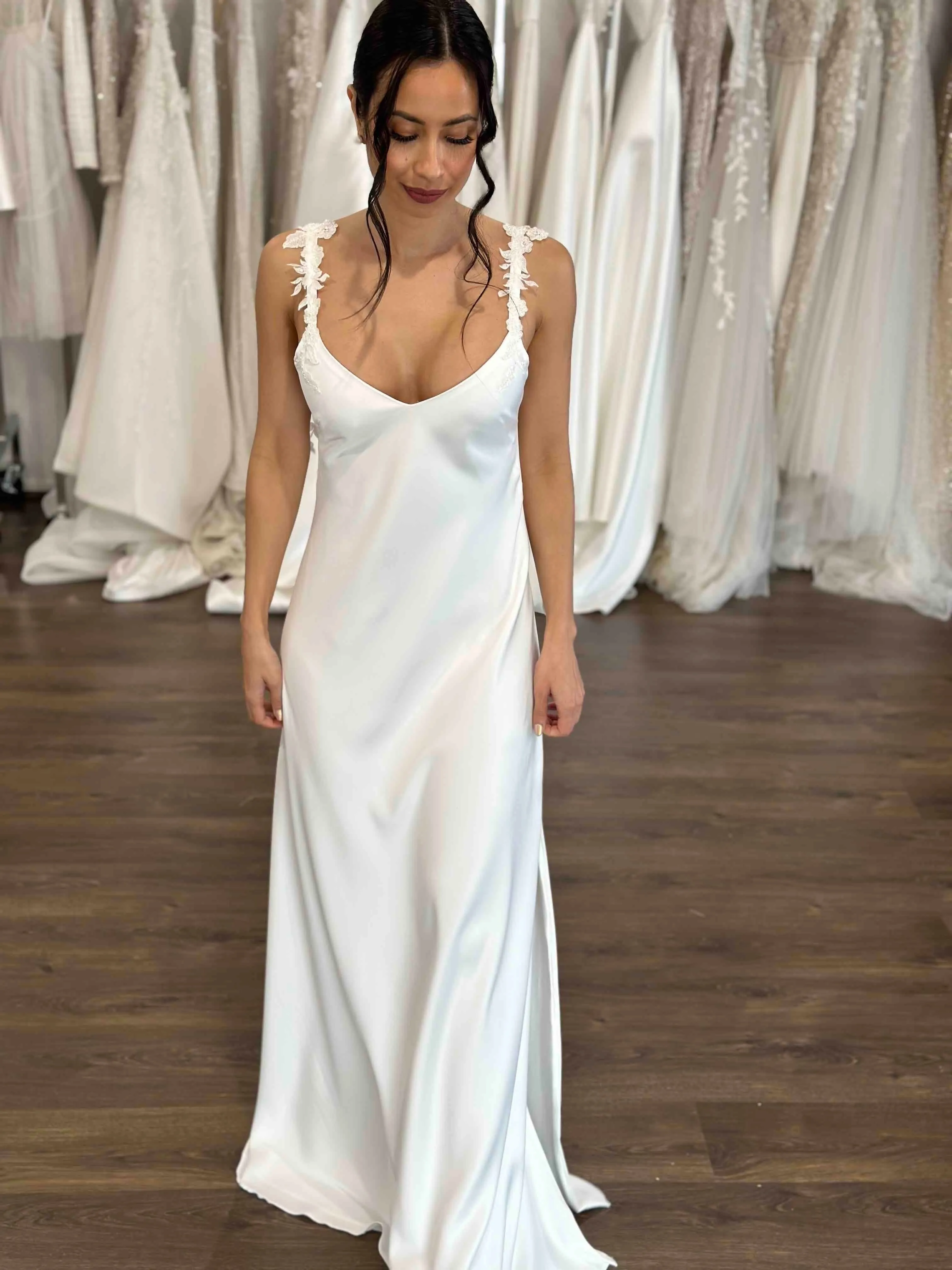 Floor Lenght with V-Neckline Wedding Dress Vestido De Novia Satin Simple Skirt Bow Court Train Dress Bridal Gown - Image 7