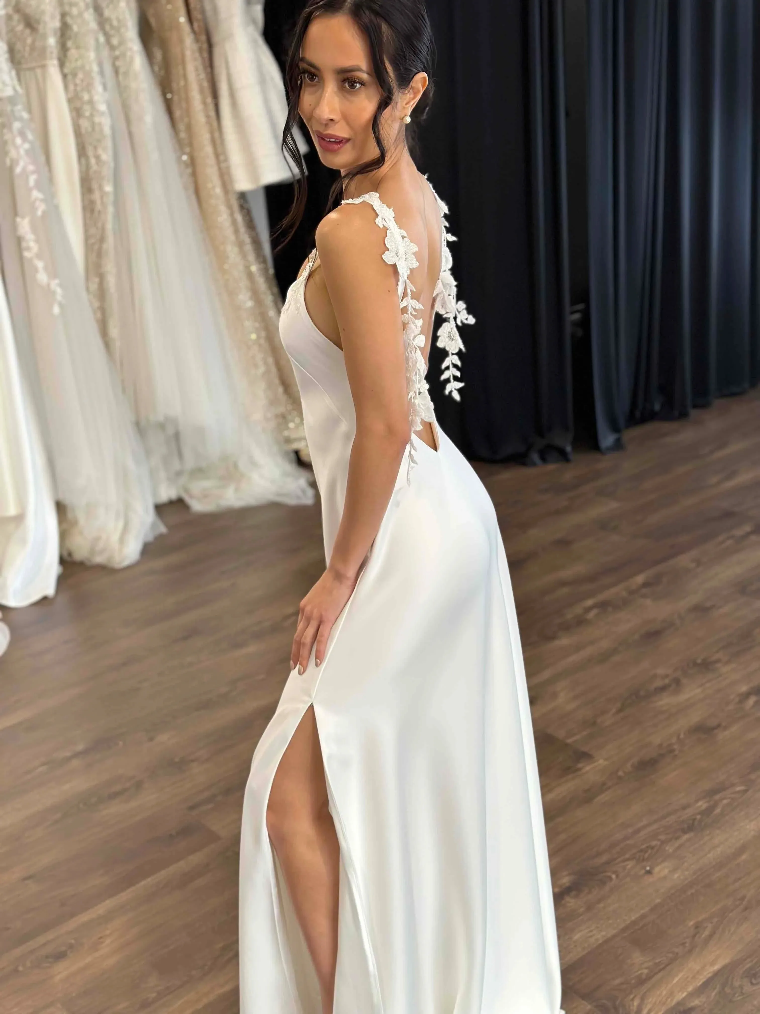 Floor Lenght with V-Neckline Wedding Dress Vestido De Novia Satin Simple Skirt Bow Court Train Dress Bridal Gown - Image 8