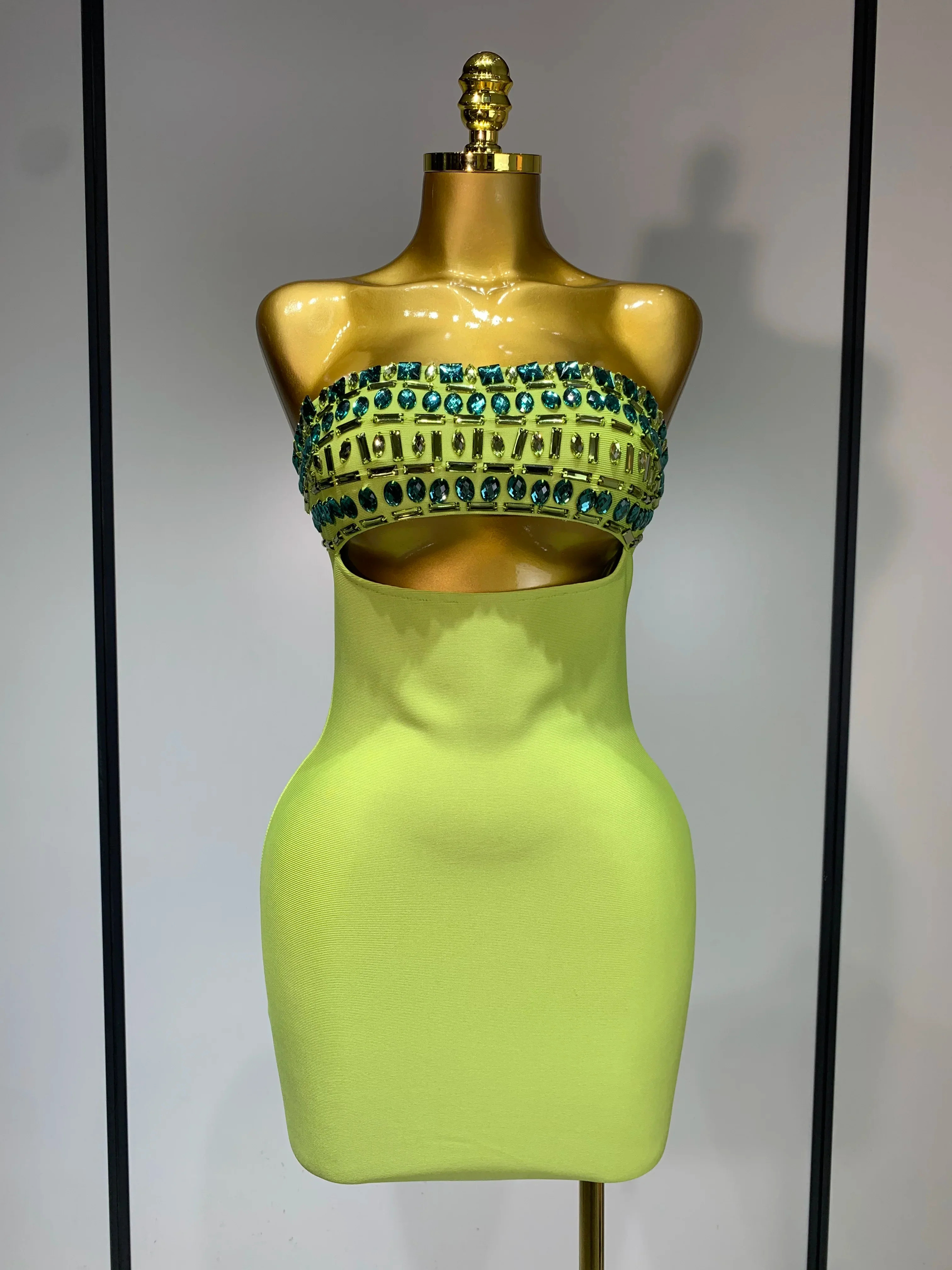 Women Celebrity Luxury Sexy Strapless Sparkly Diamond Cut Out Bodycon Bandage Dress Elegant Evening Club Party Birthday Outfit