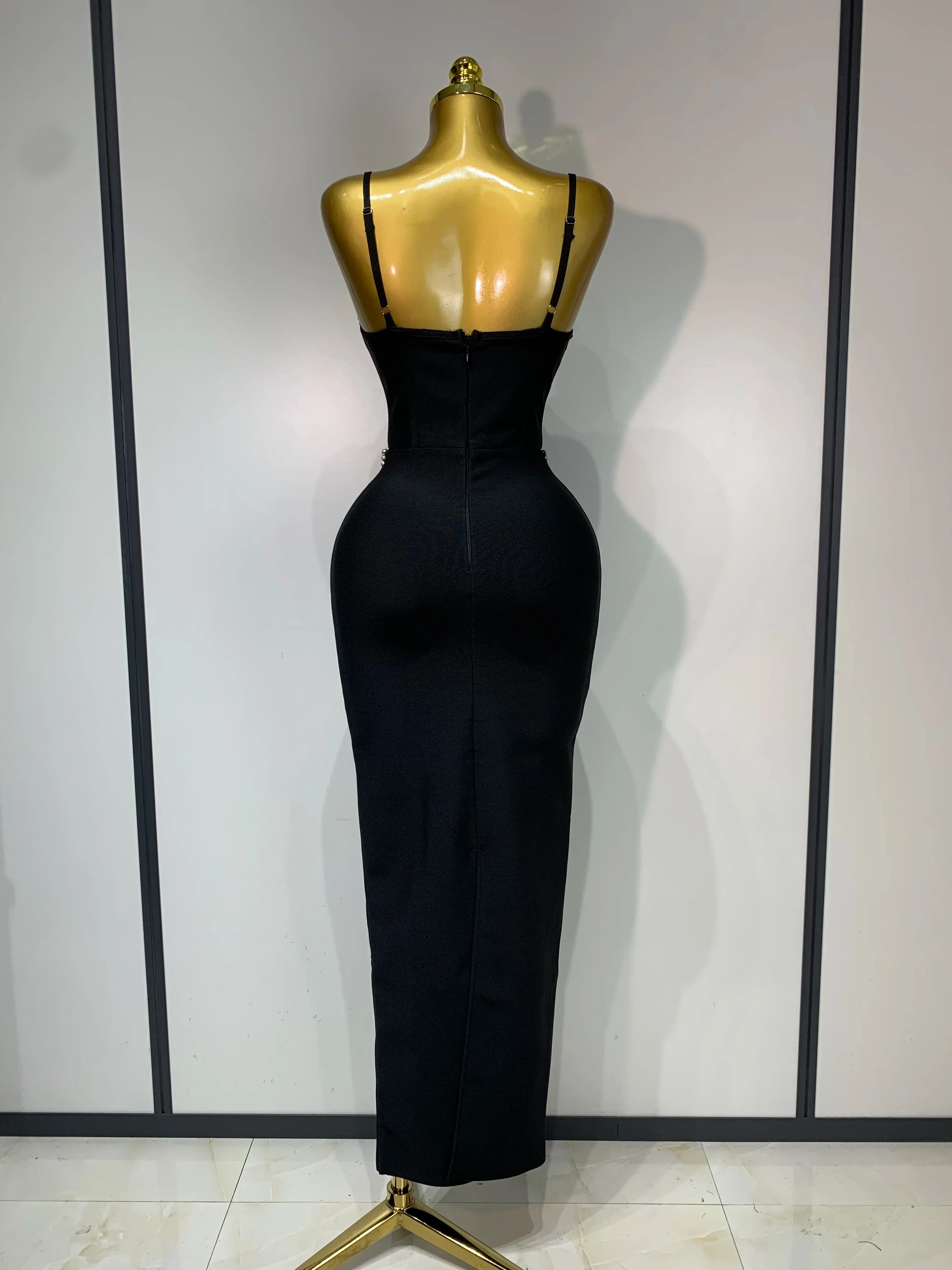 Women Celebrity Sexy Sleeveless Diamonds Maxi Long Bandage Bodycon Dress Elegant Evening Club Party Birthday Outfit - Image 4