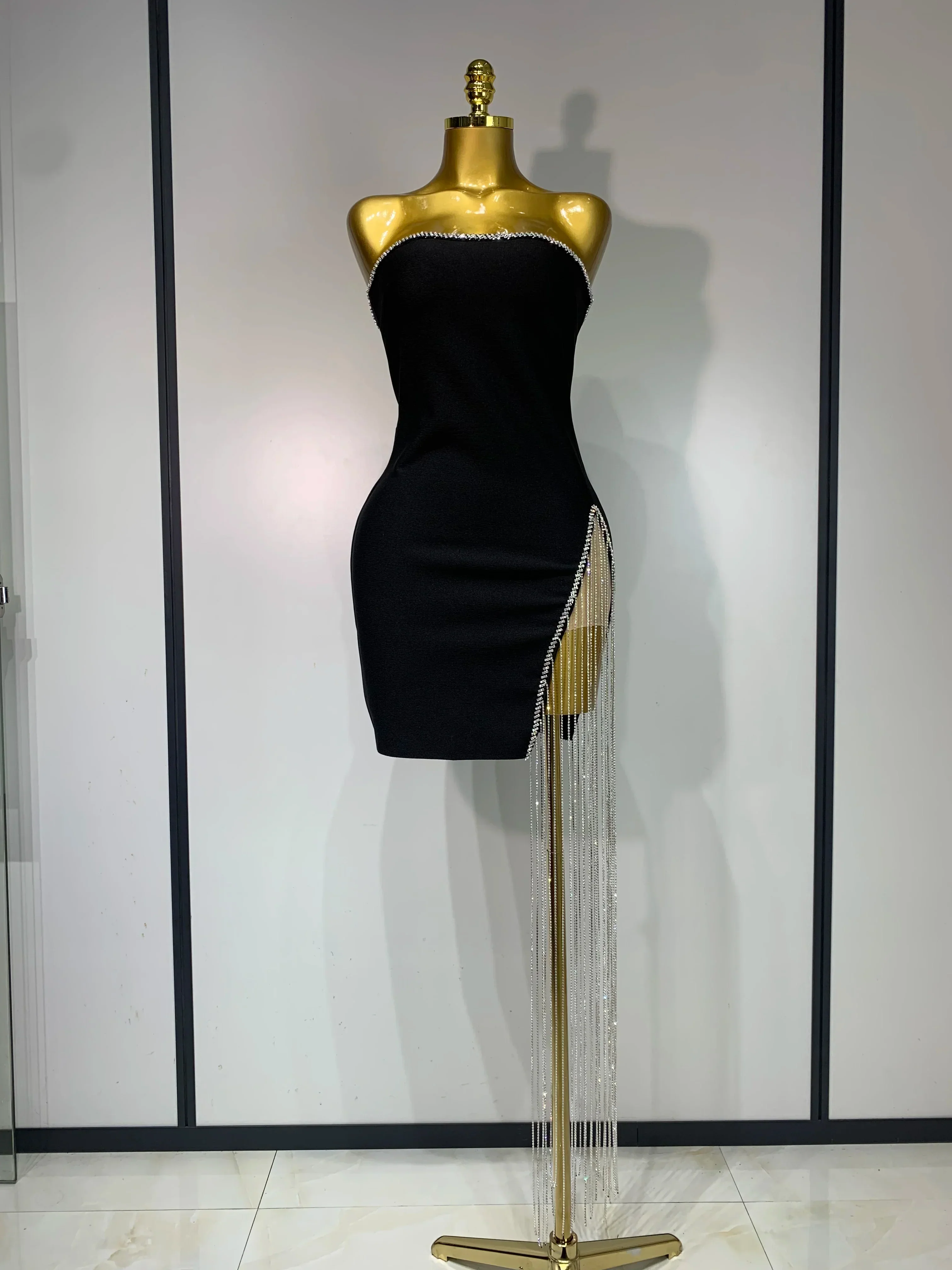 Women Celebrity Sexy Strapless Backless Black Diamond Tassels Mini Bodycon Bandage Dress  Elegant Evening Club Party Dresses