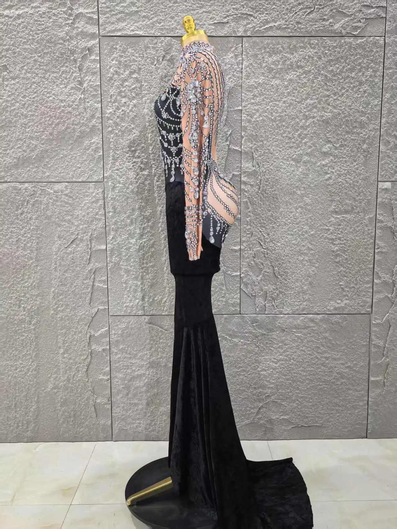 Women Long Sleeve Sexy Shinning Crystal Velvet Bodycon Floor-length Dress Celebrate Evening Party Birthday Cocktail Dress - Image 3