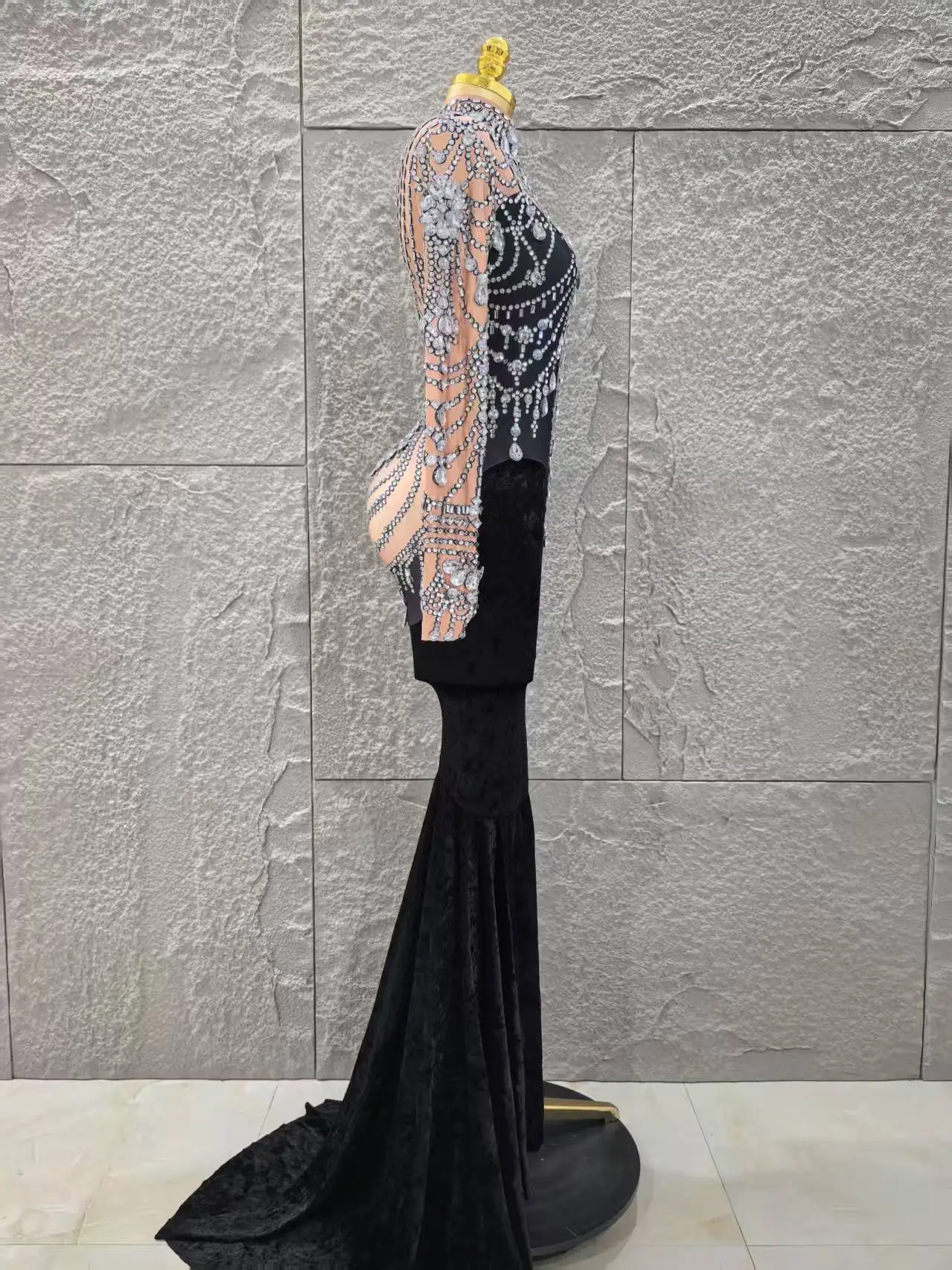Women Long Sleeve Sexy Shinning Crystal Velvet Bodycon Floor-length Dress Celebrate Evening Party Birthday Cocktail Dress - Image 4
