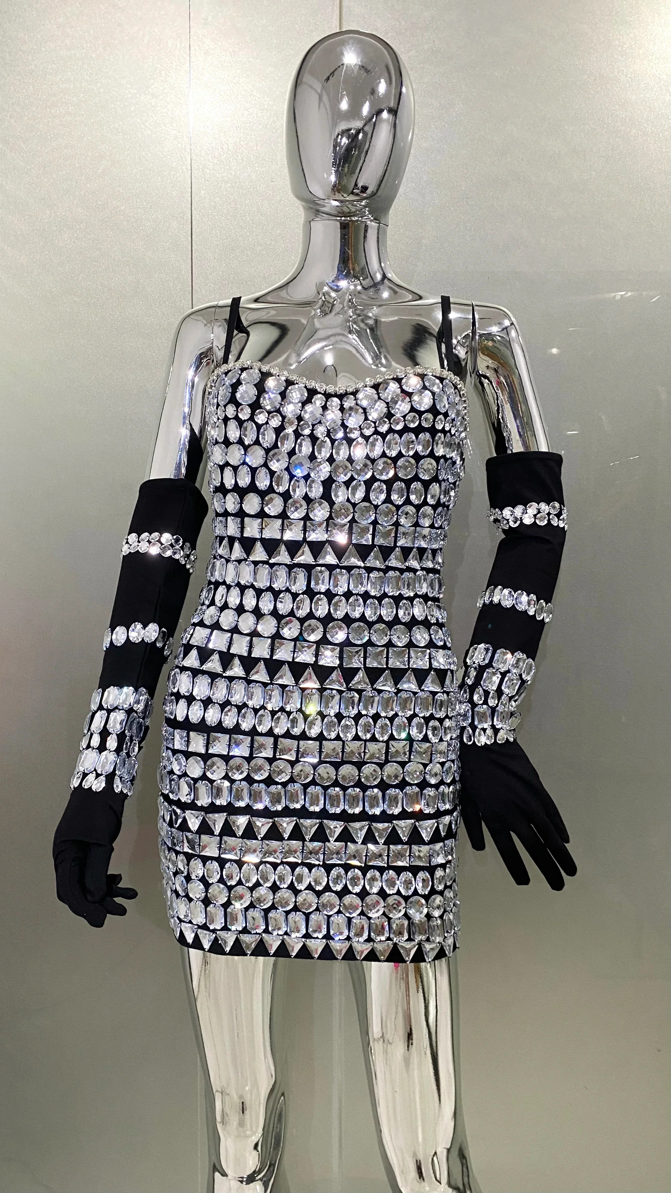 Women Luxury Sexy Crystal Beading Women Sleeveless Sexy Bodycon Mini Dress Gloves Nightclub Party Celebrate Birthday Dress - Image 4