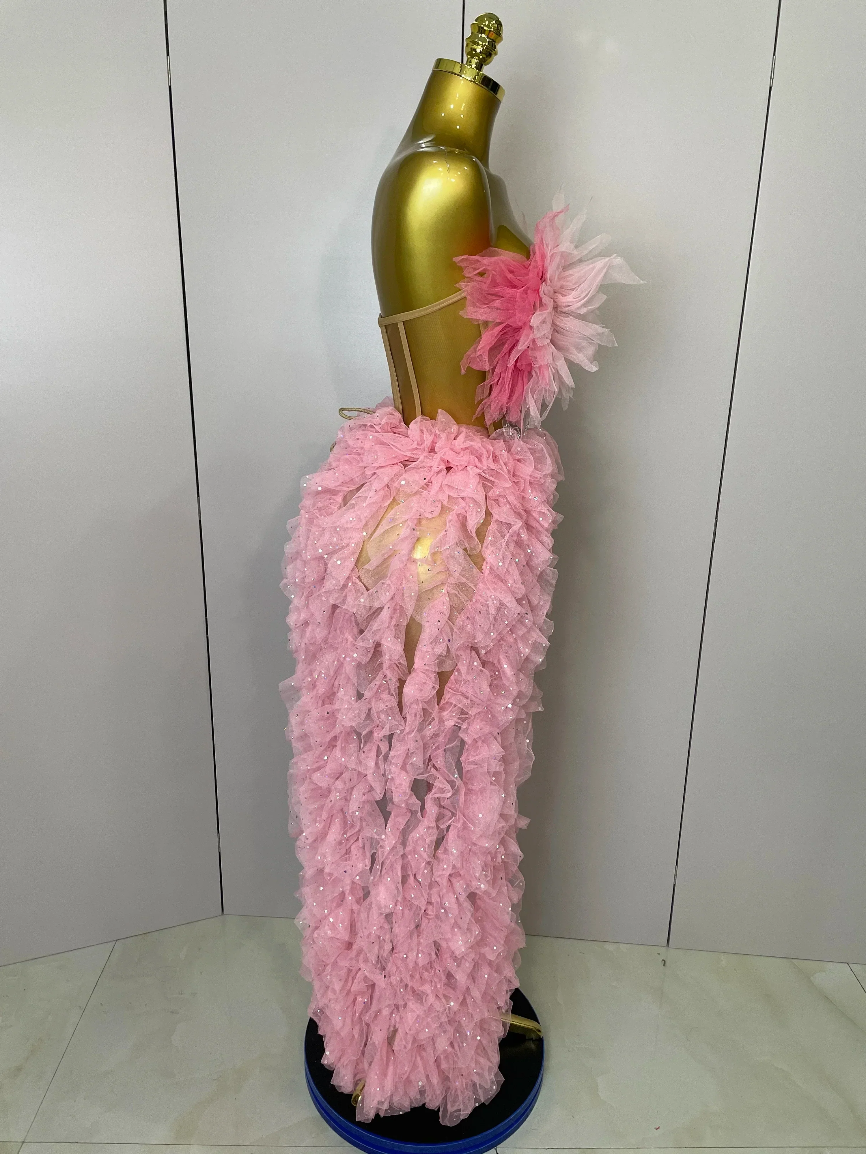 Women Pink Ruffles Sexy Strapless Mini Tops 2 PCS Set Dress Nightclub Bar Birthday Party Evening Stage Performance Costume - Image 4
