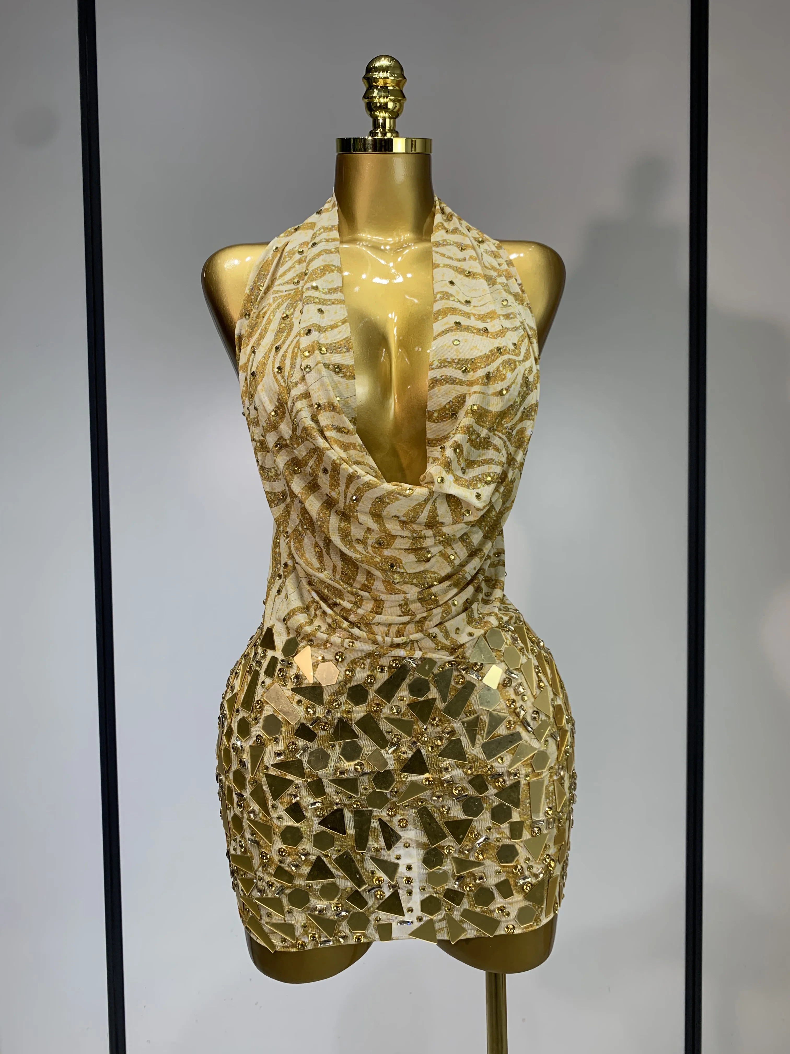 Women Sexy Backless Deep V Neck Mini Gold Dress Celebrity Elegant Evening Prom Dresses Birthday Photo Shoot Nightclub Costume