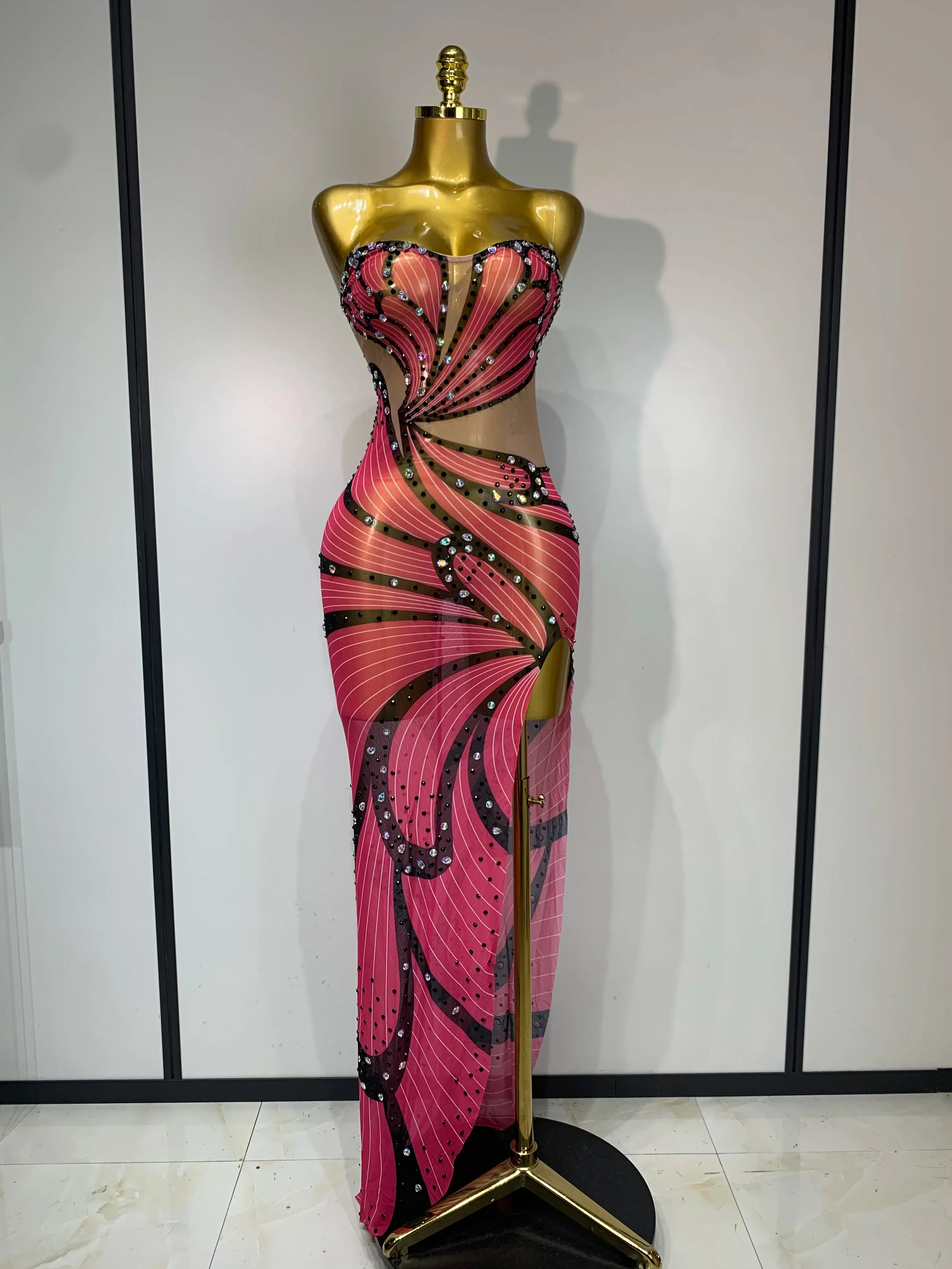 Women Sexy Backless Sparkly Rhinestones Mesh See Through Maxi Dress Luxury Birthday Singer Stage Costume Evening Party Vestido