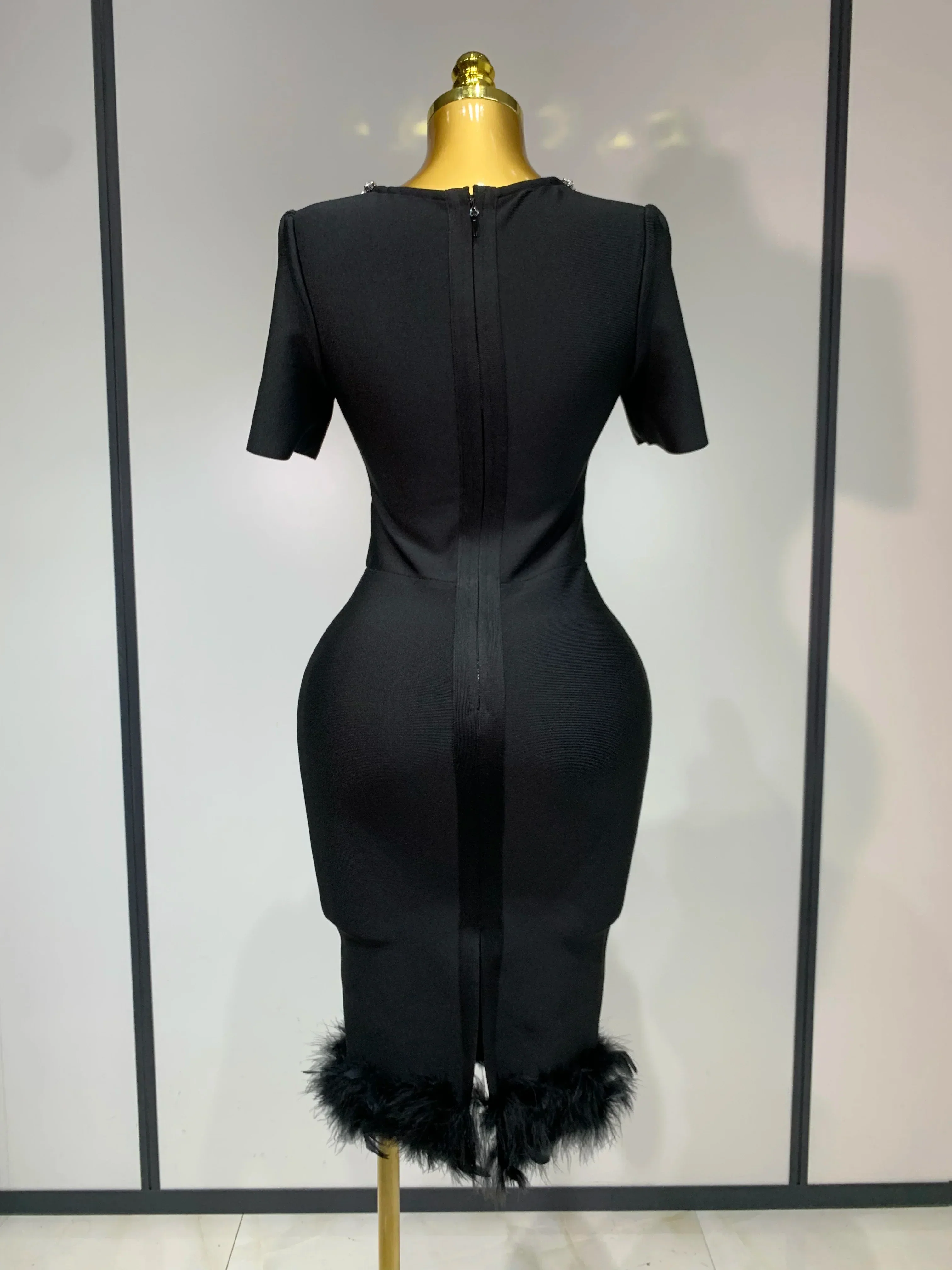 Women Sexy Luxury Rhinestone Short Sleeve Bodycon Dress  Party Evening Celebrate Birthday Black Bandage Club Prom Gown - Image 4