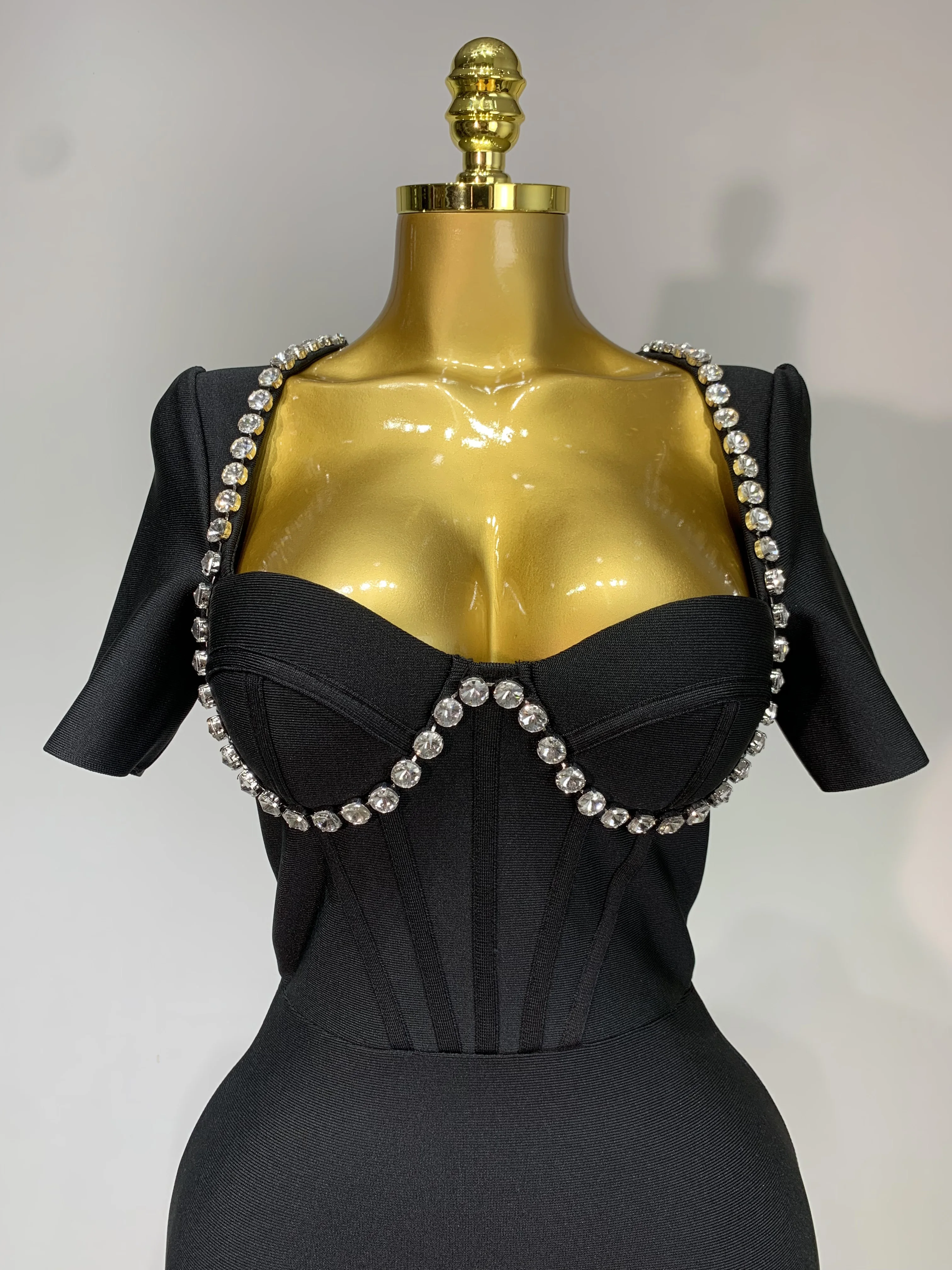 Women Sexy Luxury Rhinestone Short Sleeve Bodycon Dress  Party Evening Celebrate Birthday Black Bandage Club Prom Gown - Image 5