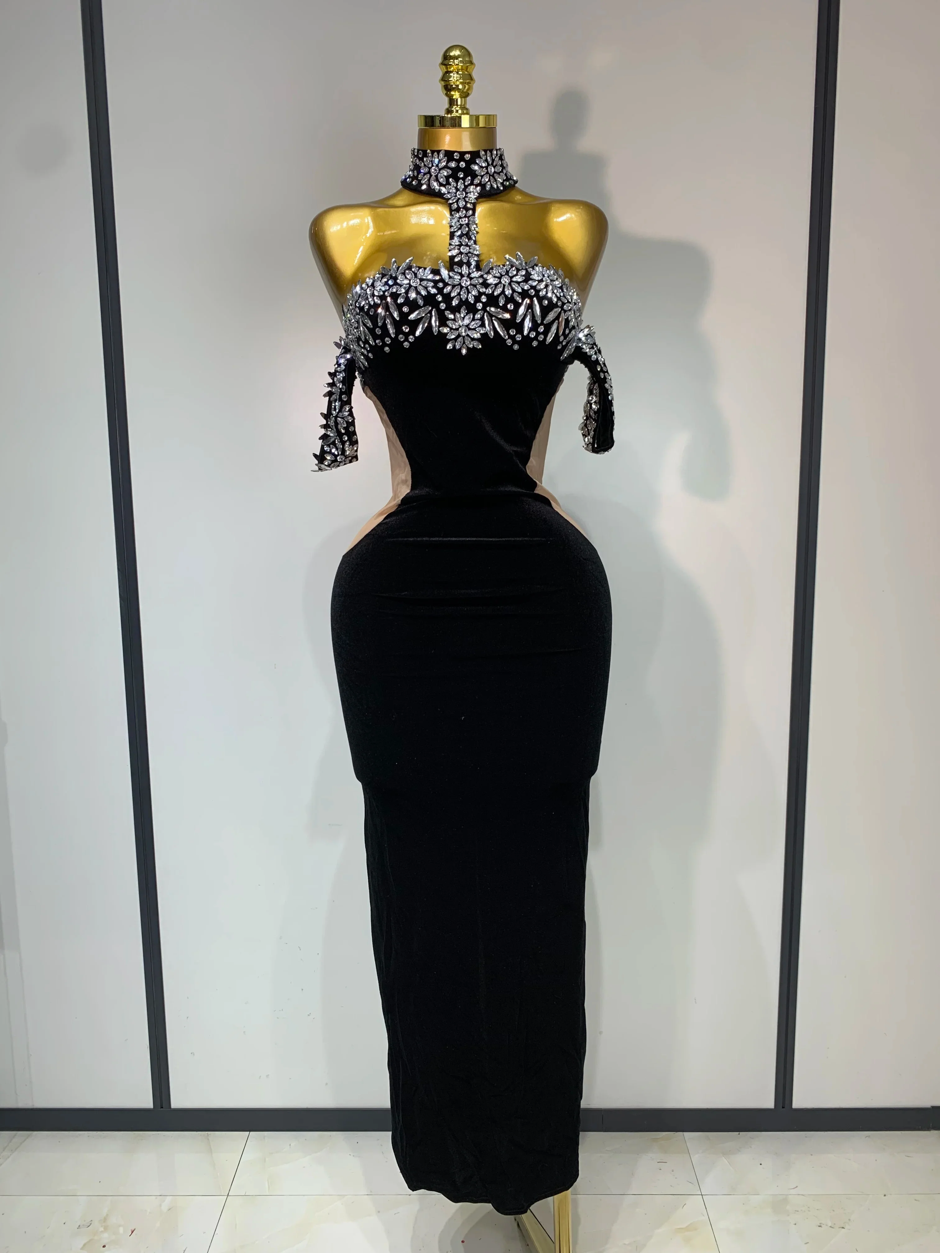 Women Sexy Off the Shoulder Shinning Crystal Bodycon Long Dress Velvet Celebrate Nightclub Party Birthday Dresses