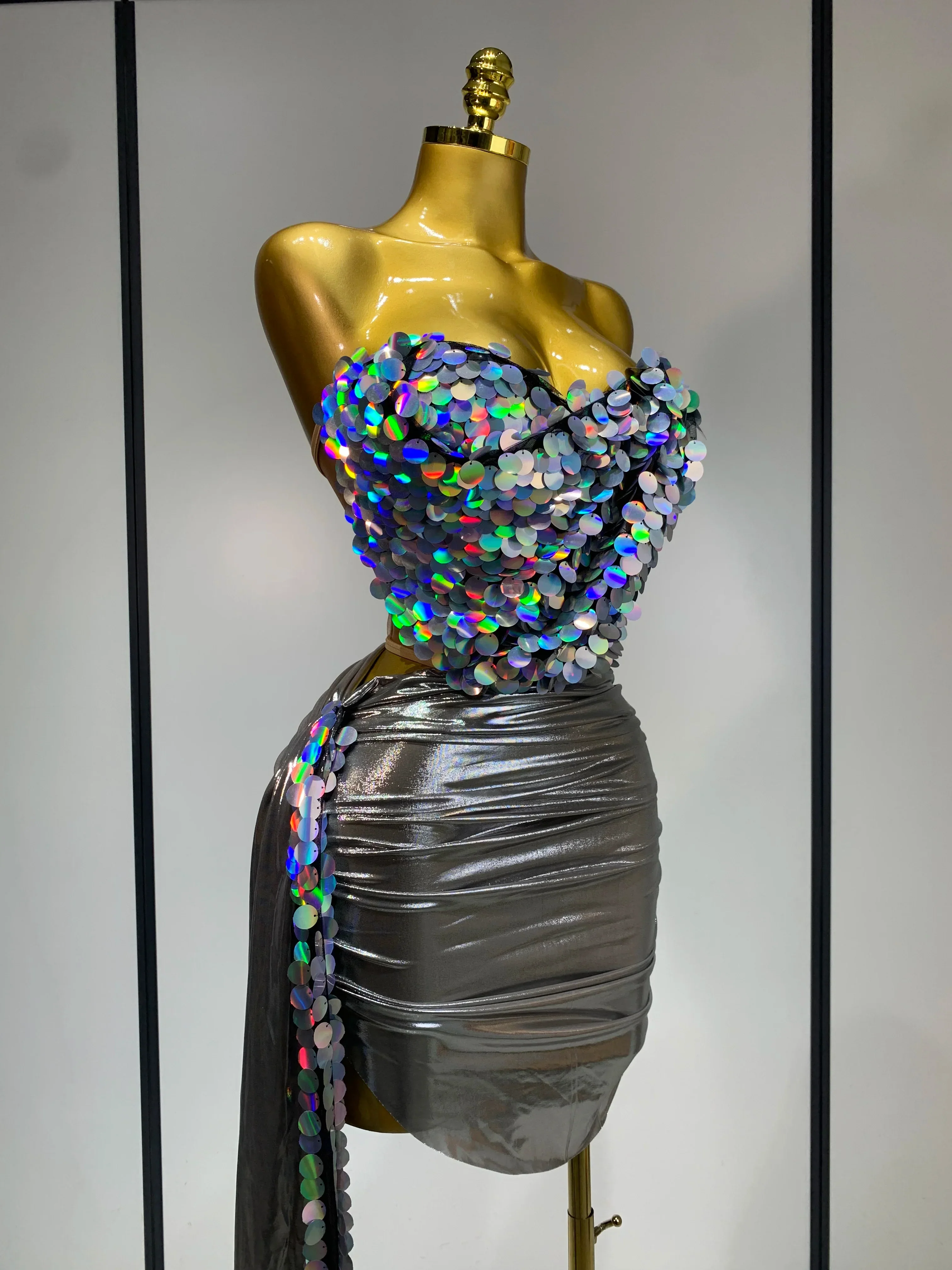 Women Sexy Strapless Sequin Glitter Two Pieces Set Celebirty Elegant Luxury Birthday Evening Party Nightclub Singer Stage Outfit - Image 2