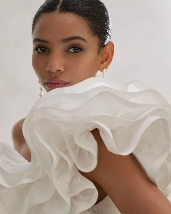 Modern Mermaid Wedding Dress made in Taffeta with Crêpe Skirt Vestido De Novia Bridal Gown Princess Sleeveless Mermaid Wedding Dress Satin Court Train Bow - Image 2